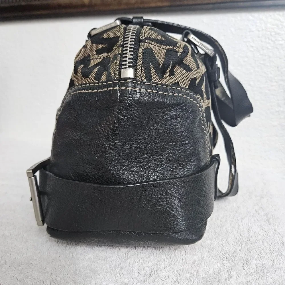 Michael kors shoulder bag